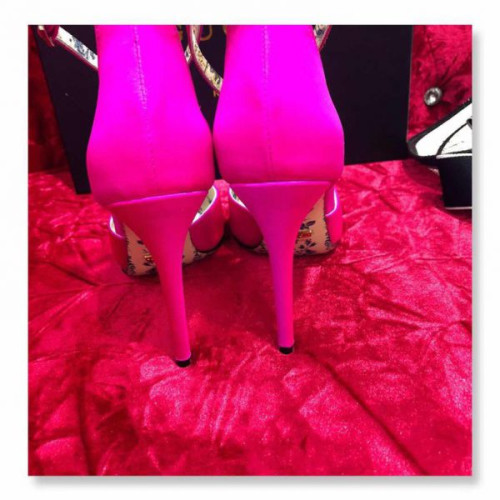 G*u*i-satin-pump-2