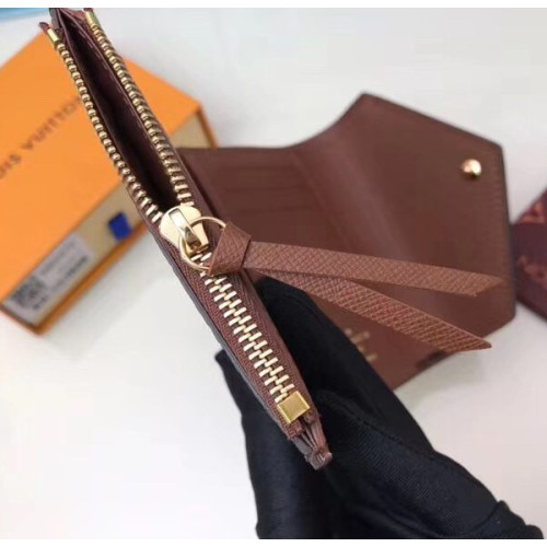 l0*is-V*t0n-wallet-85
