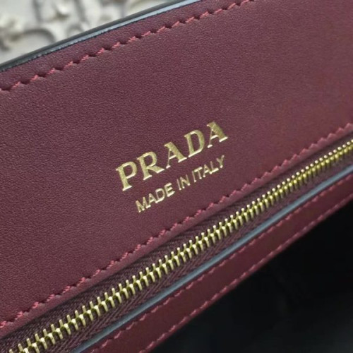 Pra*a-bag-84