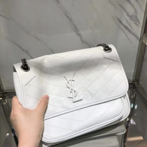 Y*L-monogramme-niki-37